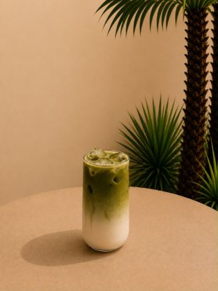 Ice Matcha Vanilya Latte resmi