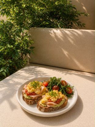 Clue Breakfast resmi